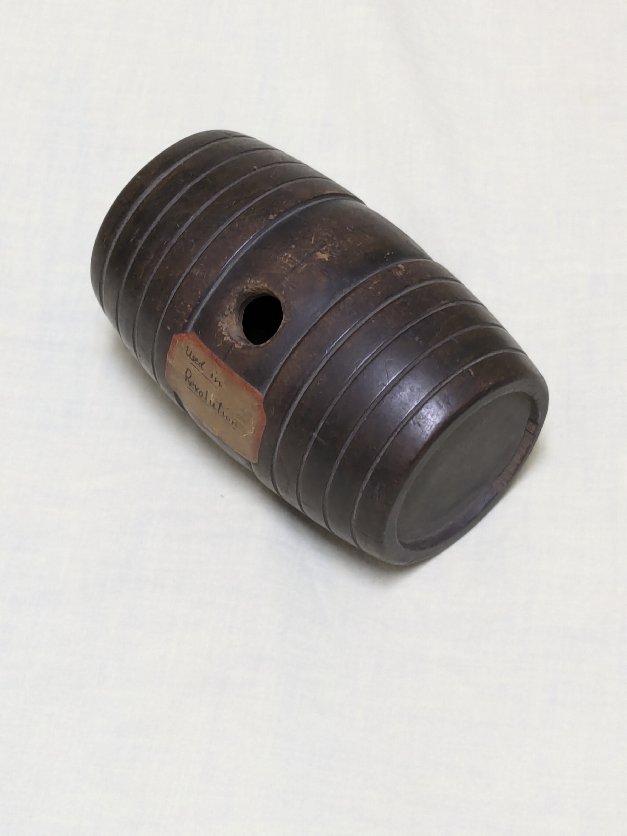 Wooden barrel canteen