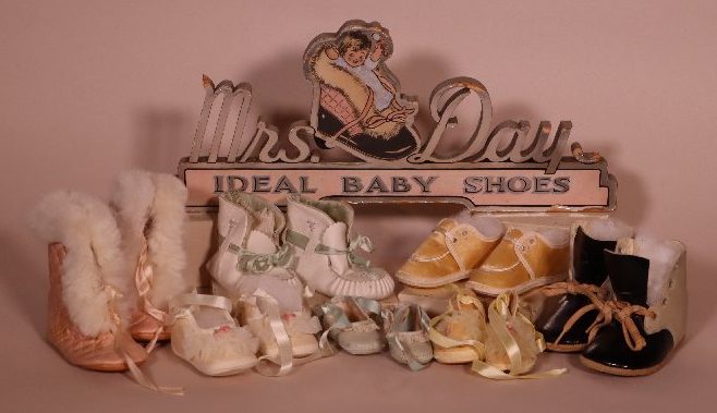 Vintage 1940s Mrs. Days Ideal Baby Shoes Original Shoe Laces Saks