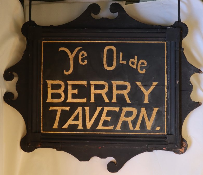 Ye Olde Berry Tavern sign